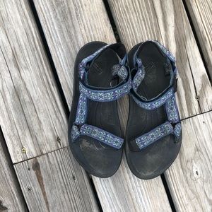 Tevas